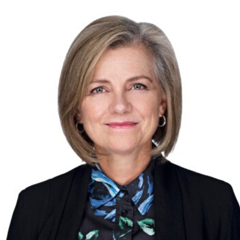 Vicki Jones headshot