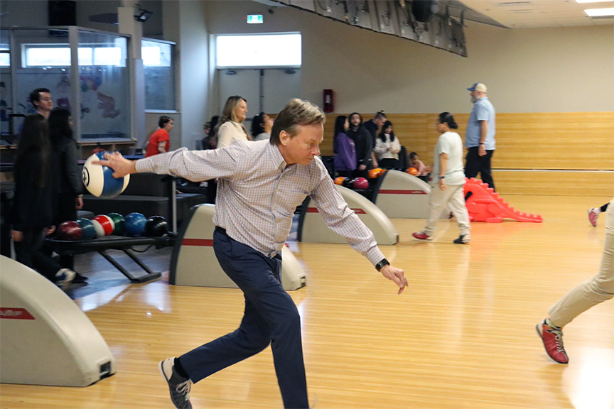 Team Bowling night to boost team culture